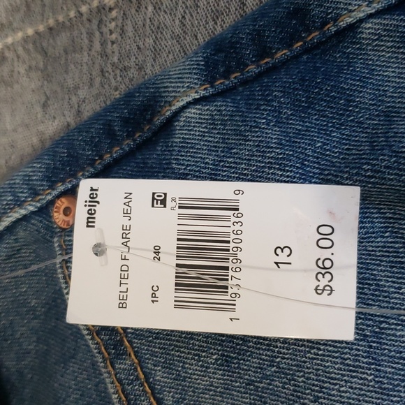 Wallflower size13 flare jeans NWT - Picture 7 of 10